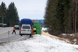 Purulasti kaatui kymppitiellä. Kuva: Simo Päivärinta