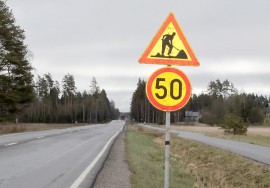 Korjaustöiden merkit tulivat tielle jo tänään.