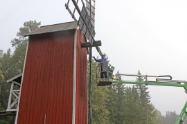 Pentti Rahkasuon työpaikalla tuoksui mukavasti terva.