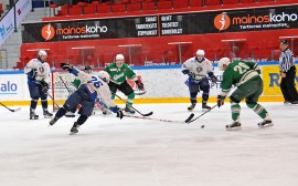 Painostuksesta huolimatta Taru Hockey joutui tyytymään tasapeliin. Kuva: Markku Pönni