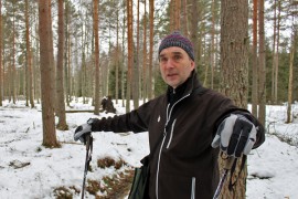 Ville Toikka kävi merkitsemässä Kolinummen yhteismetsään kuuluvan Kuivatunsuon ojalinjoja. Kun linjat saadaan auki, on harvennushakkuiden aika. 