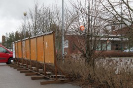 Vaalimainostaulujen lisäksi Kyrön torilla kokeillaan nyt myös äänimainontaa.