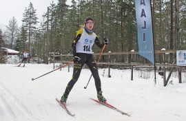 Pöytyälle ropisi mitaleita viikonvaihteessa. Anu Saarinen (PöU) oli maalissa N16-sarjan toinen. 