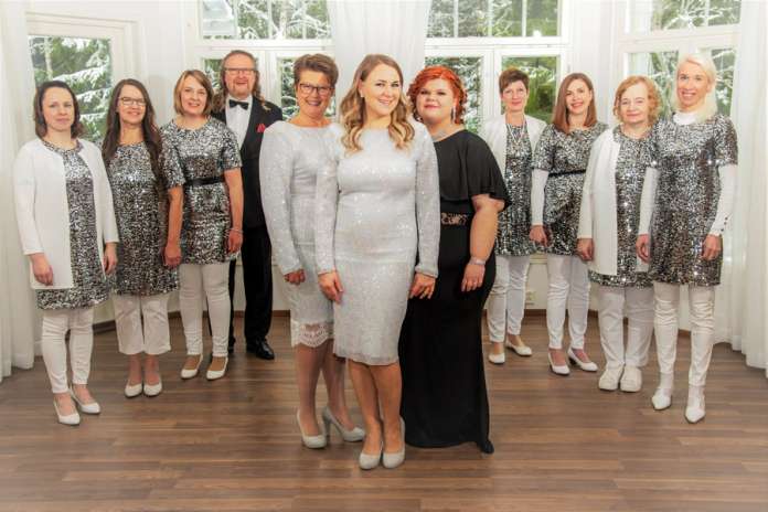 Lauluyhtye Valo konsertoi sunnuntaina ilman yleisöä, mutta tapahtuma on nähtävissä yhtyeen you tube -kanavalla.