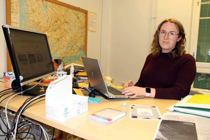 Kosken seudun yläasteen ja kosken lukion opinto-ohjaaja Iira Lucenius kehoittaa pääsykoeuudistuksesta huolimatta lukiolaisia keskittymään aineisiin, jotka itseä kiinnostavat. (Kuva: Asko Virtanen).
