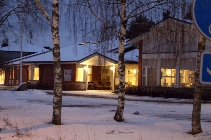 Syyskuun lopussa Tarvasjoen hyvinvointikeskuksessa oli 31 asiakaspaikkaa. Nyt paikkoja on 26. Kuva: Asko Virtanen.
