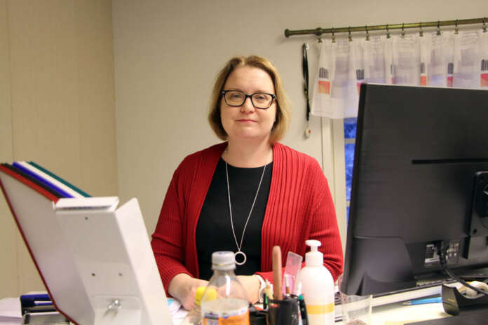 Eveliina Kiiski aloitti vuodenvaihteessa sotekeskuspäällikkönä. Tärkein tehtävä on toiminnan johtaminen ja talouden seuranta.