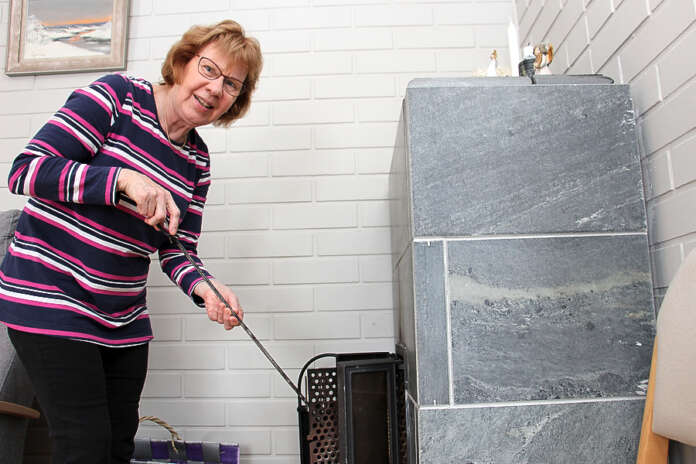 Kyröläinen Tarja Laine on toiminut Pöytyän Sotaveteraanit ry:n avustajana vuodesta 2007. Hän on luottavainen, että avustajatoimintaa pystytään jatkamaan niin kauan kuin se on tarpeen.