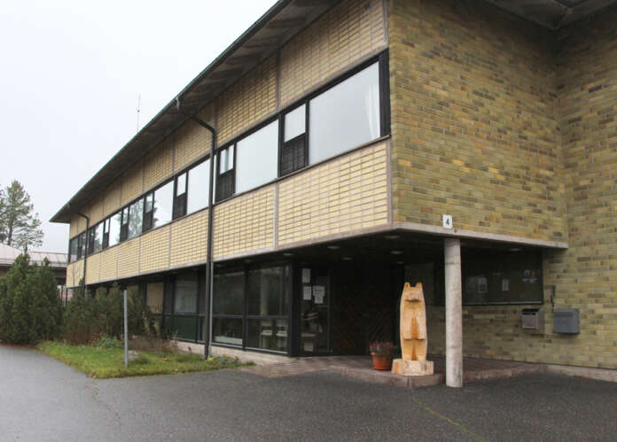 Yläneen vanhan kunnantalon säilyttämisen puolesta on jätetty kuntalaisaloite ja adressi. (Kuva: avl arkisto/Asko Virtanen).
