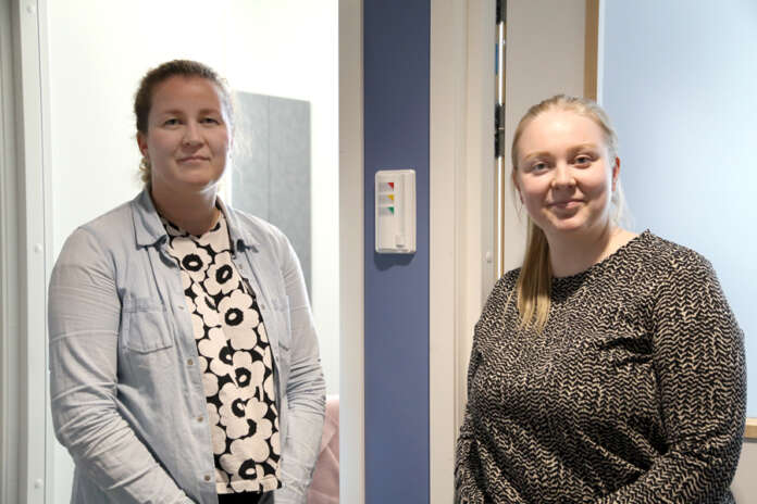Oppilashuollolta vietiin tärkeä työväline Wilman käyttöoikeuksien myötä. Terveydenhoitaja Jenni Holkeri ja vastaava kuraattori Anna Kaila pyrkivät nyt muilla tavoin viestimään oppilaille, etteivät itse ole kadonneet koululta minnekään, vaikka yhteys katkesikin.