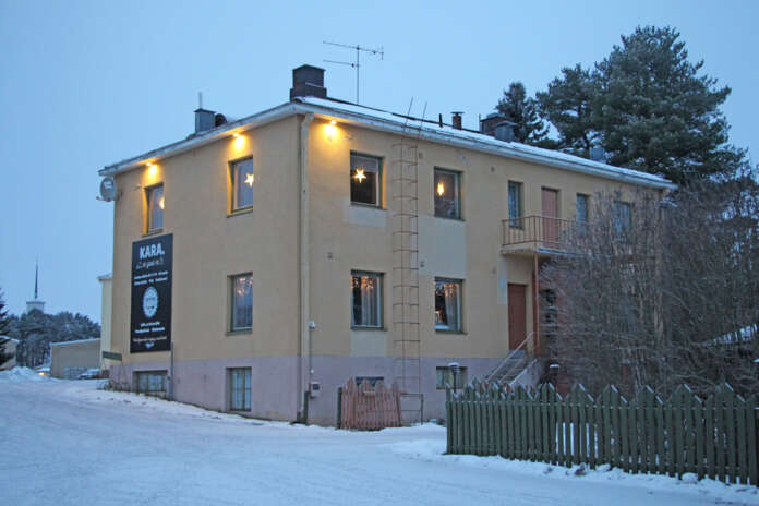 Kara on ollut merkittävä paikka koskelaisille, sillä lähistöllä ei ole muita vastaavia ravintoloita.