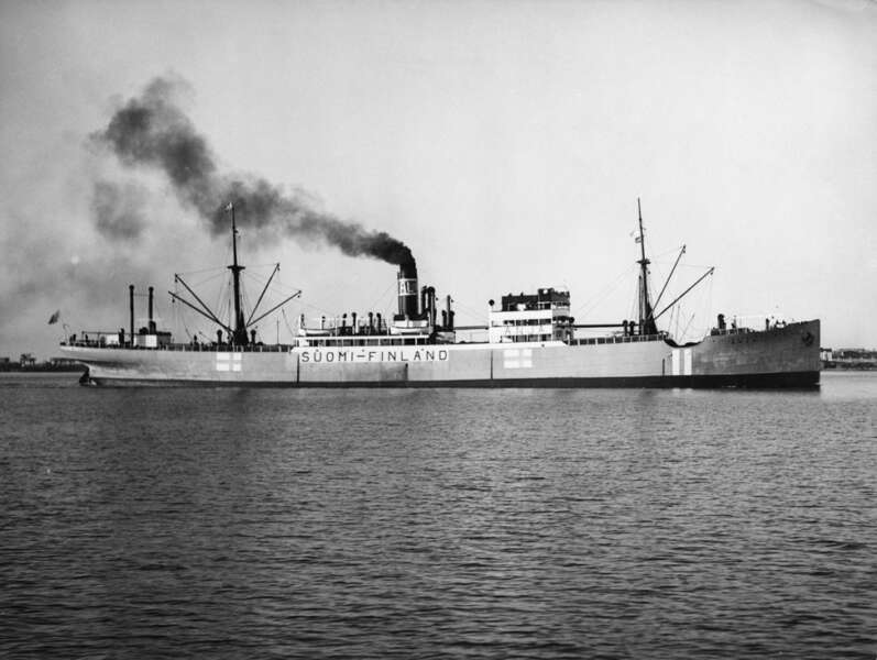 Parhaiten Urpo Lundelinin mieleenjääneitä laivoja on Anja. Vuonna 1926 rakennetun aluksen omisti Suomen Etelä-Amerikan Linja/FÅA. Kuva: Museovirasto, Suomen merimuseon kuvakokoelma, FÅA - SILJA LINE