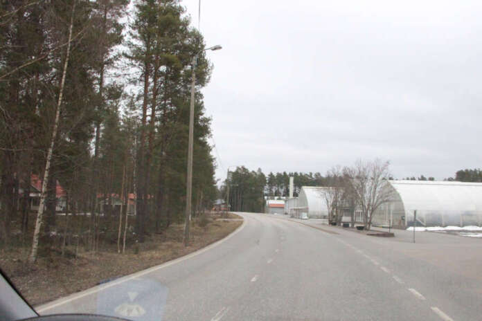 Oripaa Oripään ympäristökatselmuksessa tarkastellaan rakennusten kuntoa ja katsotaan, ettei pihoilla ole epäasiallista varastointia. Kuvituskuva AVL:n arkistosta.